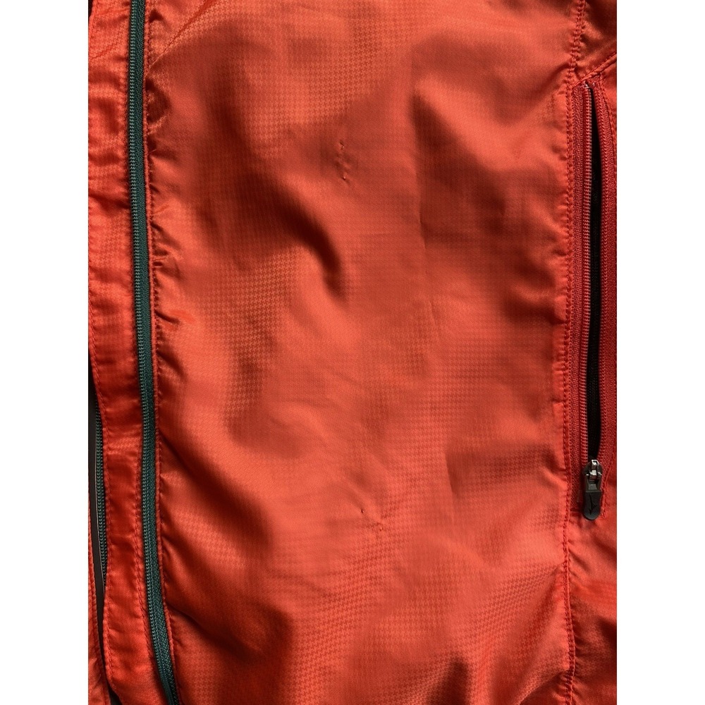 Mizuno Women's Breath Thermo Japan Engineered Full Zip Running Jacket Red Large - Picture 4 of 10